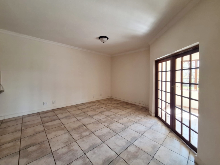 To Let 3 Bedroom Property for Rent in Meerhof North West